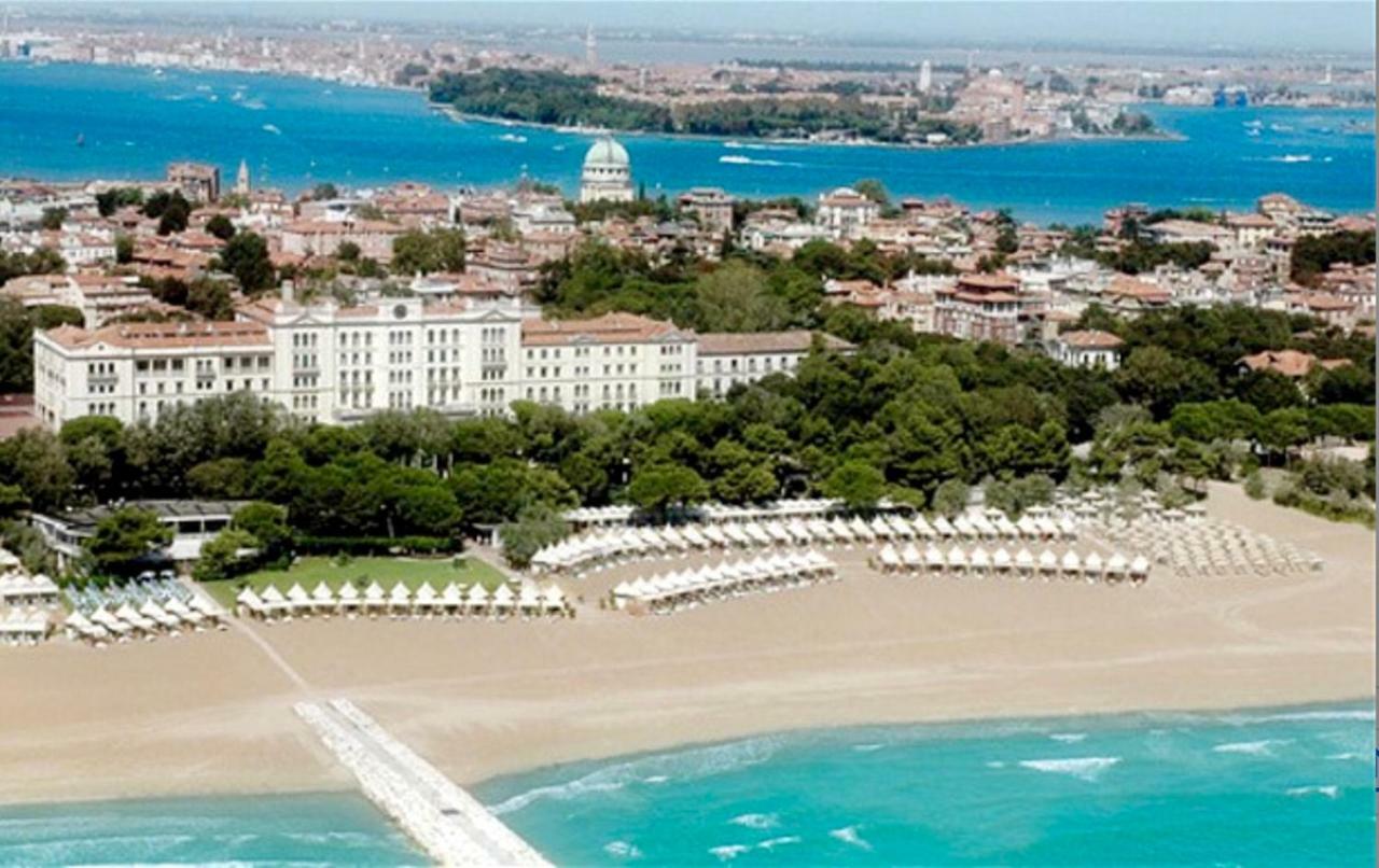 Ca Bonivento Apartman Lido di Venezia Kültér fotó